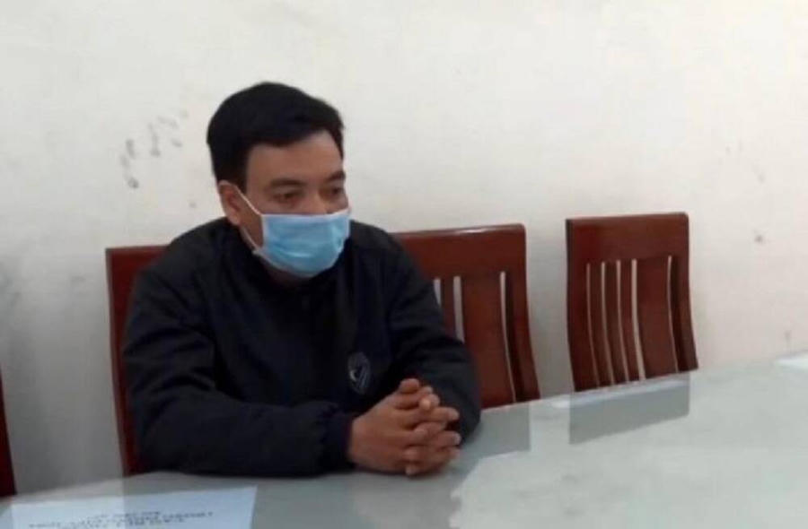 Phạm Bá Mười tại cơ quan công an. Ảnh: PLO