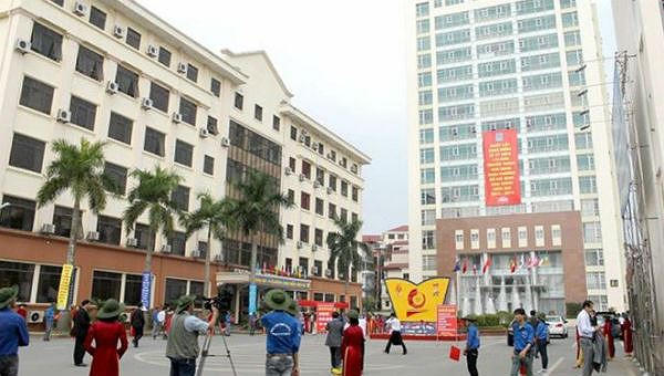 Trường Đại học công nghiệp Hà Nội.