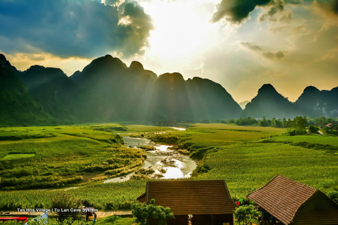 Tân Hoá, Quảng Bình với vẻ đẹp hoang sơ đã được chọn làm bối cảnh trong bộ phim bom tấn Kong: Skull Island. Ảnh: Oxalis