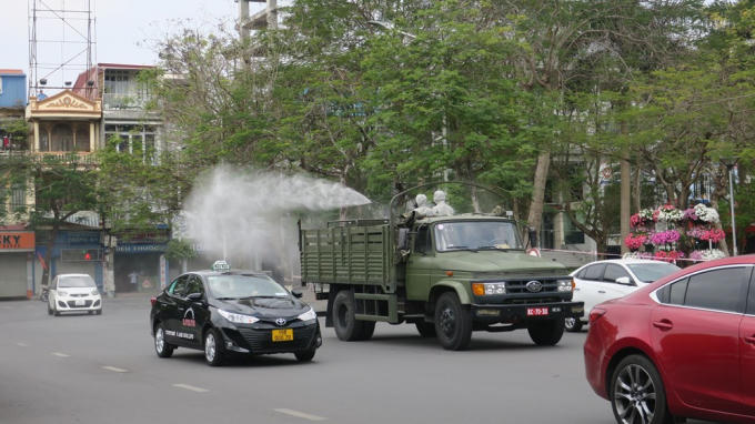 A1 Phun khu khuan TP