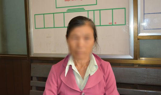 Bà Nguyễn Thị Thơm - mẹ ruột bị cáo.