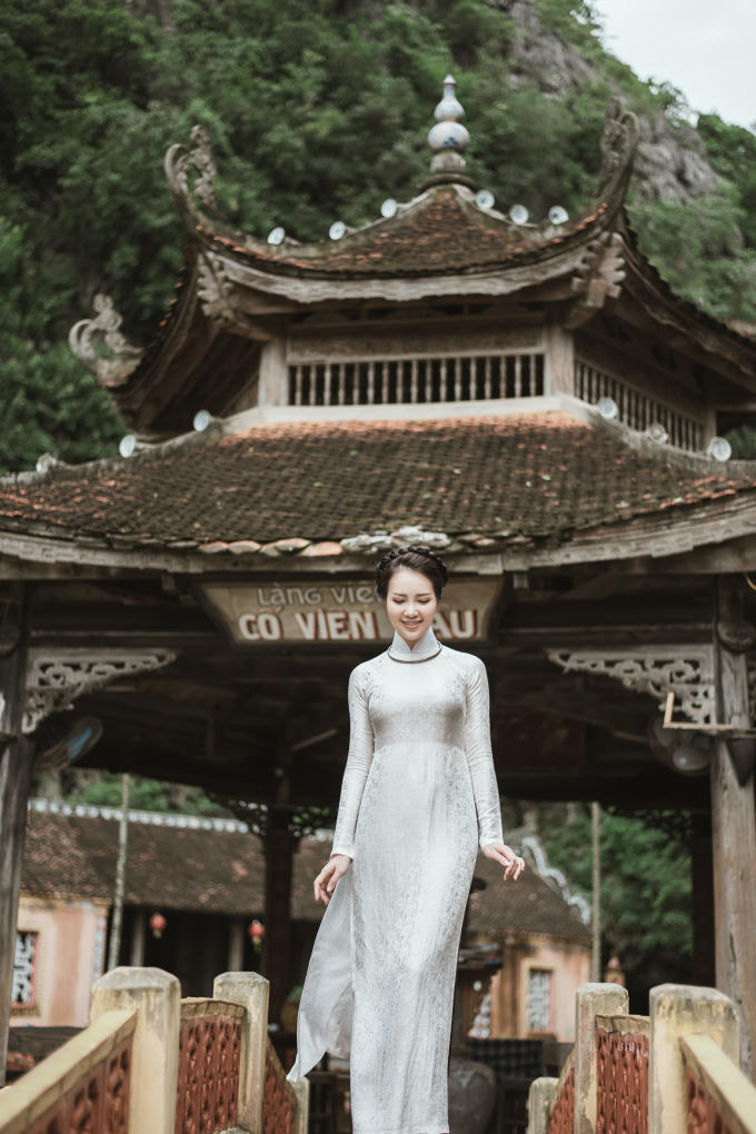 MC Hạnh Ph&uacute;c sợ chồng &Aacute; hậu Thụy V&acirc;n ghen v&igrave; cảnh diễn qu&aacute; t&igrave;nh tứ