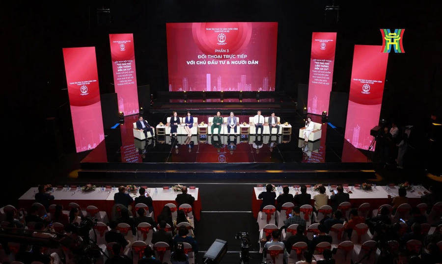 Hội nghị đối thoại trực tiếp với người dân với chủ đề “Từ thủ tục liên thông đến an cư: Tháo gỡ khó khăn cho người dân mua nhà ở xã hội”