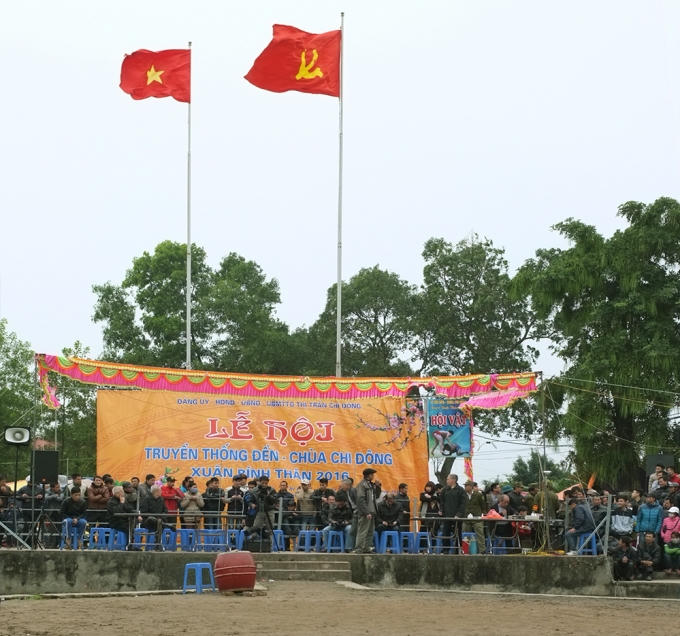 Tưng bừng hội Vật Đền - Ch&ugrave;a Chi Đ&ocirc;ng