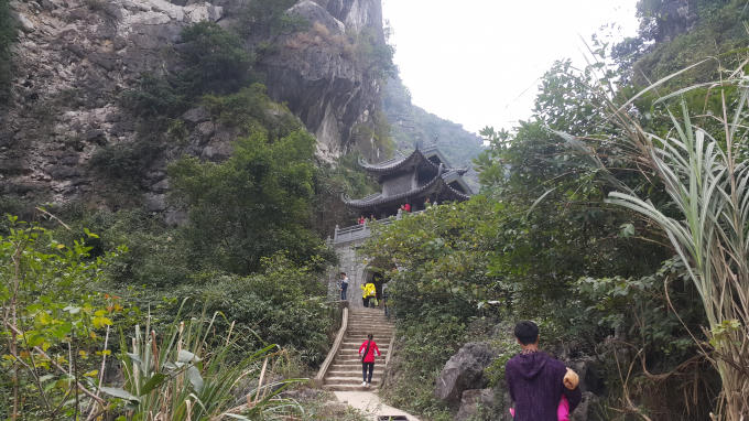 Cũng như các di tích khác thuộc cố đô Hoa Lư, chùa Động Am Tiên (thuộc xã Trường Yên, huyện Hoa Lư, tỉnh Ninh Bình), nằm trong quần thể di sản thế giới Tràng An đã được UNESCO công nhận năm 2014.