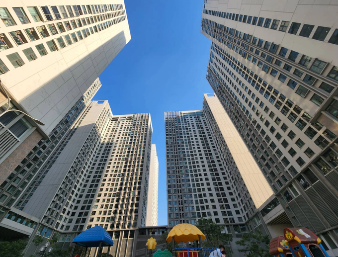 Căn hộ chung cư vẫn ghi nhận sự tăng giá trong bối cảnh thị trường bất động sản nhiều biến động (Ảnh: Hà Phong).