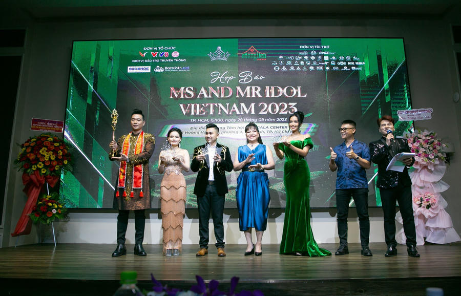 z4736243625348_406e87ff369ec20dd298a3c628c981c6