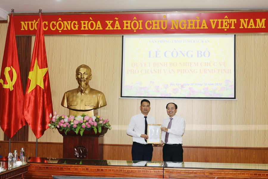 z4832420732470-71a579debaca50e0a2512ae2fa43258e-9689