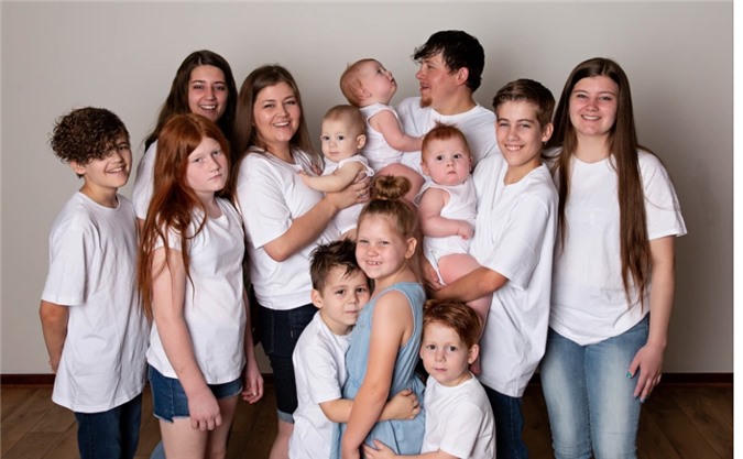 31 tuổi có 11 đứa con, bà mẹ trẻ khao khát có thêm ít nhất 4 em bé nữa