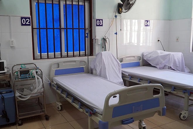 Khu điều trị bệnh nhân Covid-19 với đầy đủ trang thiết bị, sạch sẽ và ngăn nắp.