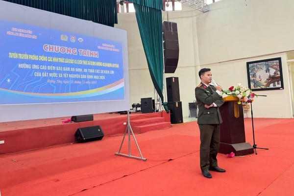 Công an tỉnh tuyên truyền pháp luật hưởng ứng Cao điểm tấn công trấn áp tội phạm tại Trường Cao đẳng văn hoá nghệ thuật Thái Bình.
						
					
				
			
			
						Công an tỉnh tuyên truyền pháp luật hưởng ứng Cao điểm tấn công trấn áp tội phạm tại Trường Cao đẳng văn hoá nghệ thuật Thái Bình.
