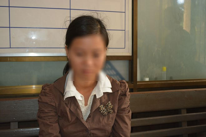 Mẹ ruột nạn nhân cảm thông cho gia đình bị cáo.