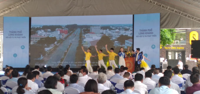 8121B08C-FAED-47AF-ACD4-1C763AA12650.