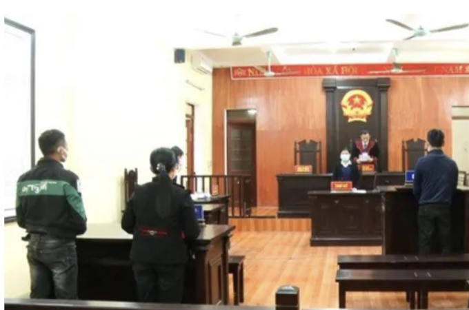 6281B7CB-7B68-46FB-A940-30E6B1D1D1AE.