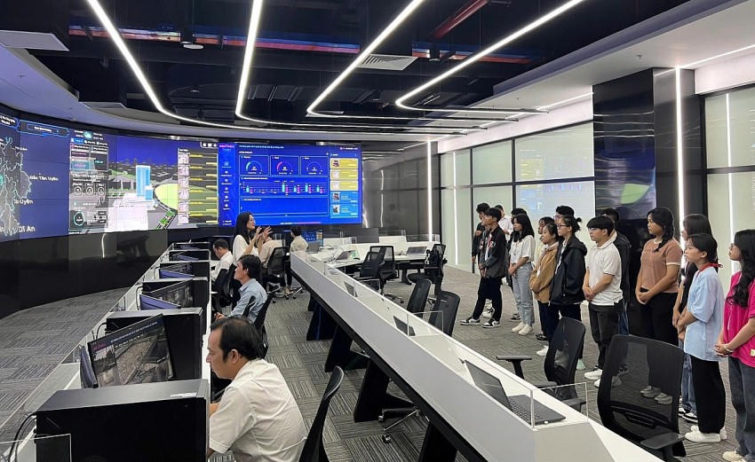 Bí thư Tỉnh uỷ Bình Dương khẳng định đào tạo nhân lực chất lượng cao là mục tiêu rất quan trọng trong 37 nhiệm vụ trọng tâm theo quy hoạch tổng thể của tỉnh.