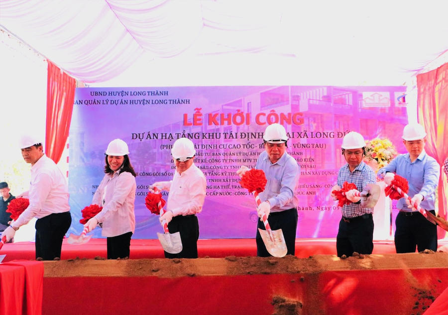 Nghi thức khởi công xây dựng khu tái định cư xã Long Đức thuộc dự án Cao Tốc Biên Hòa – Vũng Tàu.