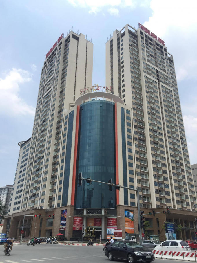 Chung cư Sun Square: Công ty Thăng Long bất chấp nguy hiểm chưa xây dựng xong đã đưa dân vào ở.
