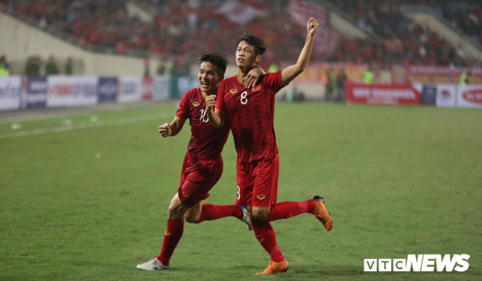 U23 Việt Nam làm nức lòng người hâm mộ với chiến thắng lịch sử.