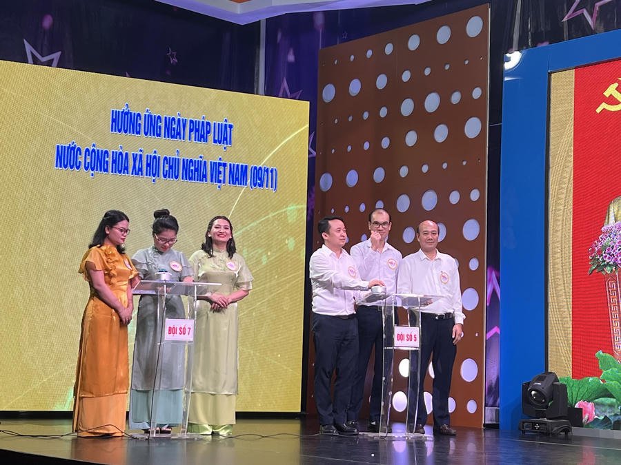 z4759856735966_f8b3e621c83d429fe6bec66b21f6b573