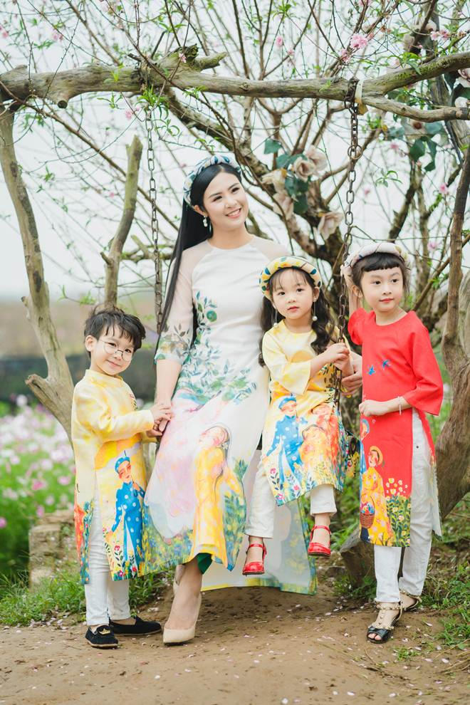 Ngọc H&acirc;n kh&ocirc;ng sốt ruột lấy chồng d&ugrave; bị họ h&agrave;ng th&uacute;c giục