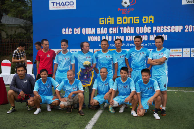 Báo Pháp luật Việt Nam giành chiến thắng trước đội bóng VOV tại giải Press cup 2017