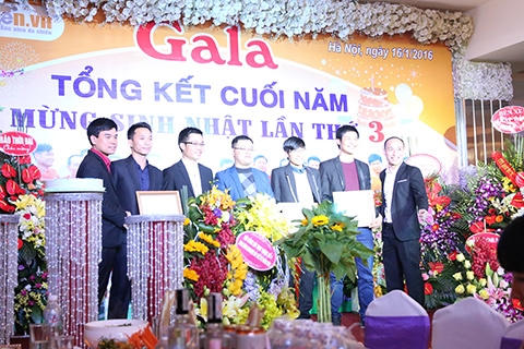 Gala mừng sinh nhật 3 tuổi FC Phóng viên tri ân đặc biệt đến các thành viên CLB.