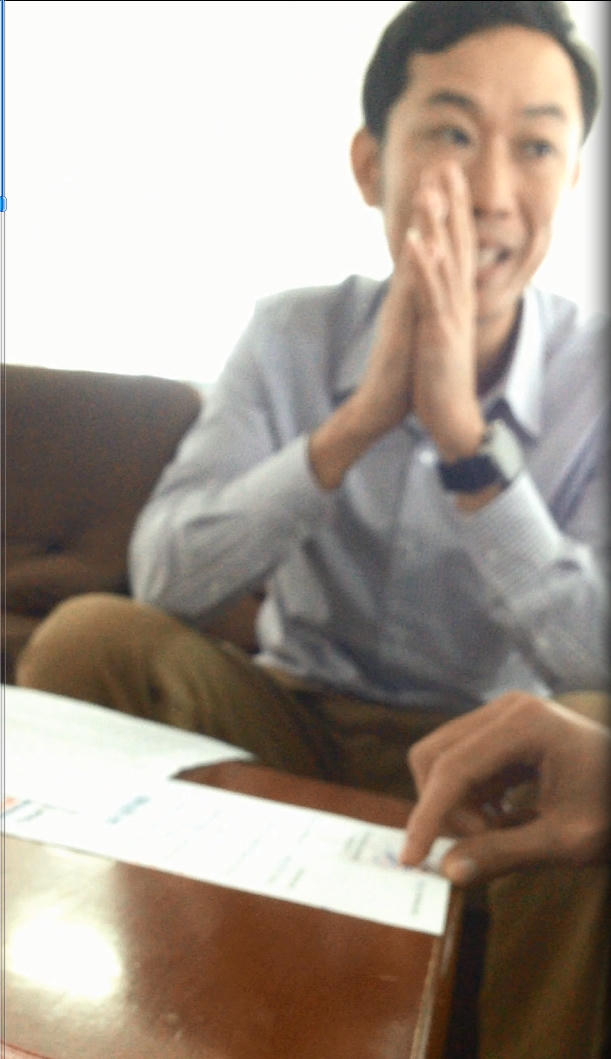 Anh Hà, người tự xưng là Trưởng phòng tổ chức hành chính của công ty cổ phần đầu tư địa ốc Sông Hồng.