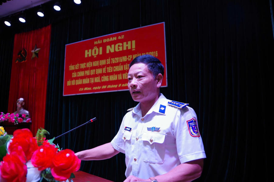 Đồng chí Đại tá Phan Duy Cường Phó Tư lệnh BTL Vùng Cảnh sát biển 4 phát biểu chỉ đạo hội nghị