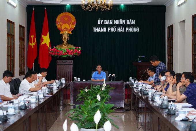 Toàn cảnh cuộc họp.