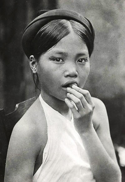 Cô gái Hà Nội xưa.
