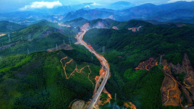 Cao tốc Hạ Long - Vân Đồn. Ảnh: Minh Cương
