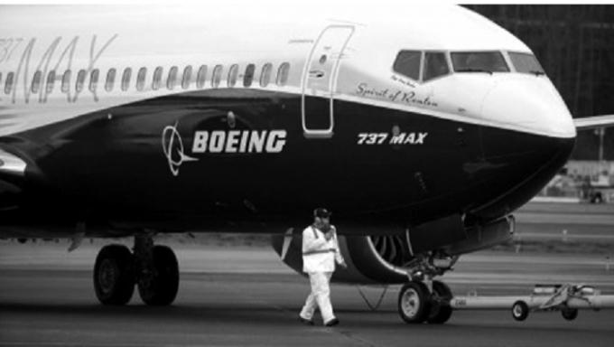 Máy bay Boeing 737 MAX, tâm điểm chú ý hiện nay.