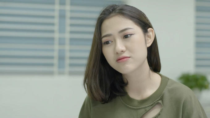 Trang Cherry phải độn ngực khi quay phim ‘500 nhịp yêu’