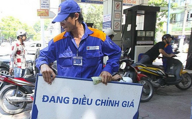 Thời gian công bố điều chỉnh giá xăng có sự thay đổi do trình lịch nghỉ Tết Nguyên đán. Hình ảnh mang tính chất minh hoạ.