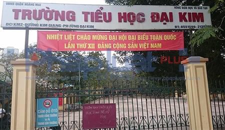 Quyết định cho học sinh nghỉ học cũng là câu chuyện “dở khóc dở cười” khi các phụ huynh không được phép “vắng mặt” nơi làm việc. Ảnh minh họa.