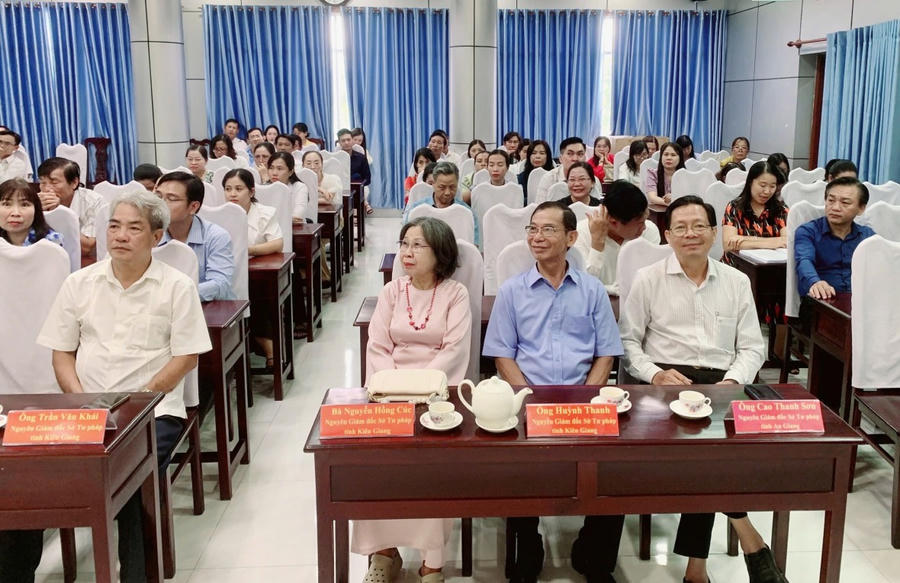 Đến tham dự buổi lễ có các nguyên lãnh đạo Sở Tư pháp qua các thời kỳ