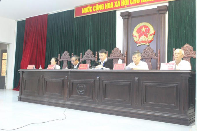 Ngày 30/8, TAND TP Hà Nội tiếp tục phiên tòa xét xử các bị cáo trong vụ án Cố ý làm trái quy định của Nhà nước về quản lý kinh tế gây hậu quả nghiêm trọng và Nhận hối lộ xảy ra tại PVTEX.