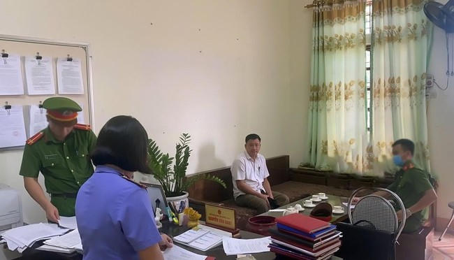 a-1-xa-16650428350861719205316