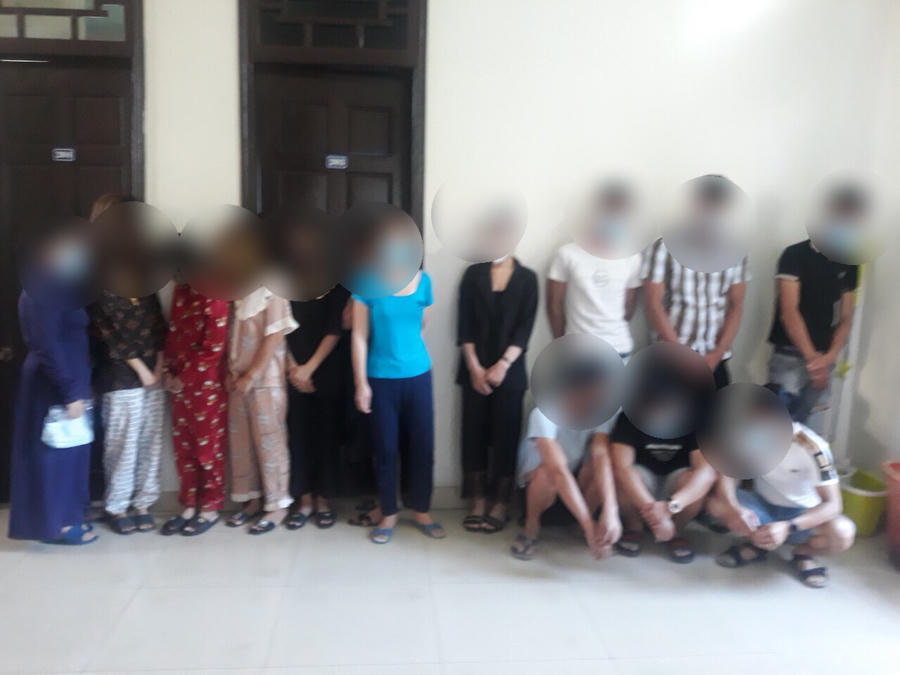 Các đối tượng tại hiện trường vụ việc