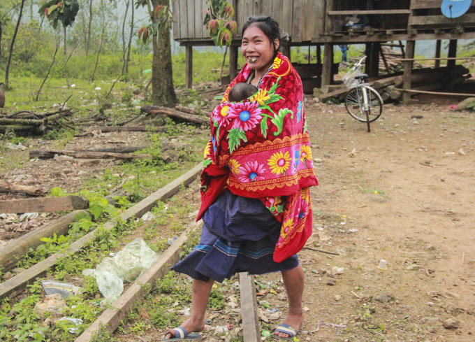 Trẻ v&ugrave;ng cao Quảng B&igrave;nh gồng m&igrave;nh trong gi&aacute; r&eacute;t