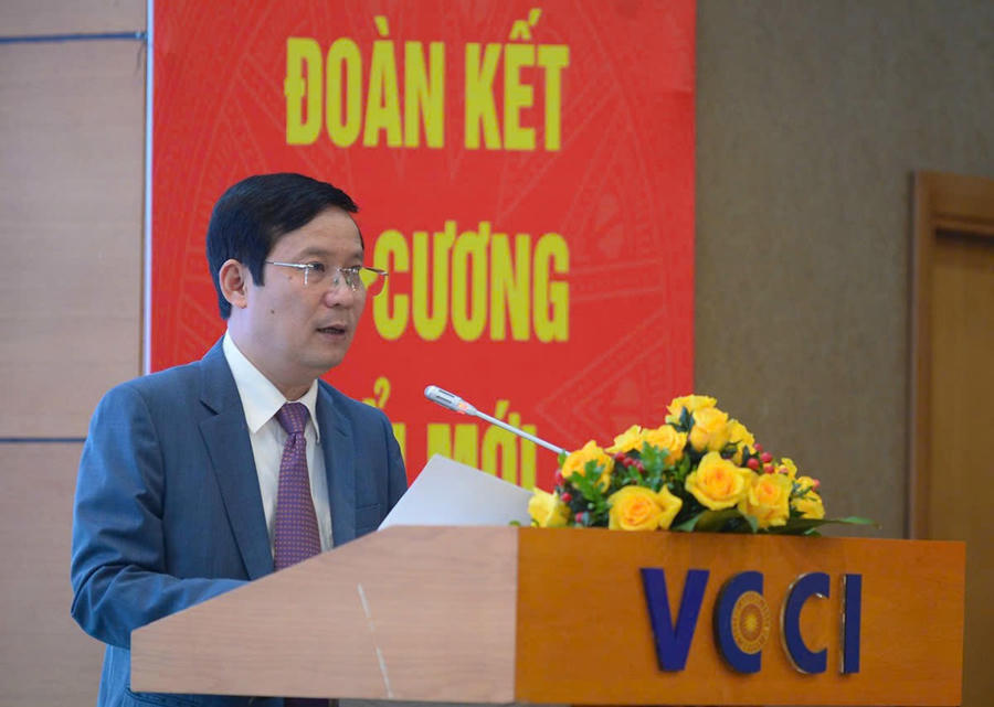 Ông Phạm Tấn Công – Chủ tịch Liên đoàn Thương mại và Công nghiệp Việt Nam (VCCI)