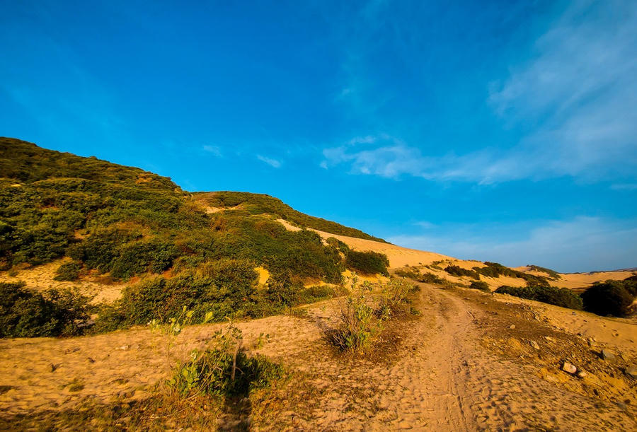 Muốn đi Cực Đông, bạn sẽ cần tới Đầm Môn trước