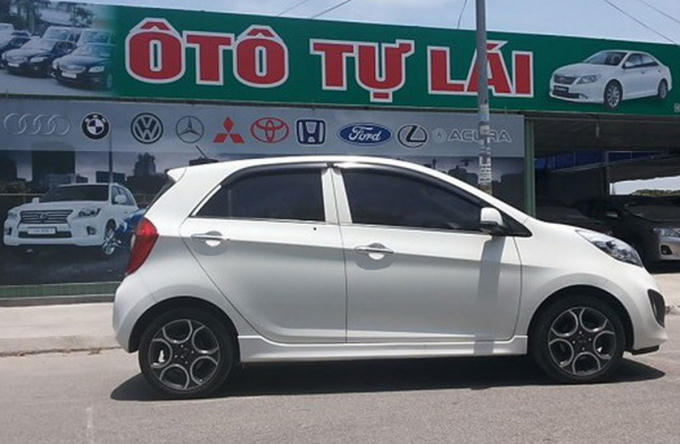 133249-thue-xe-tu-lai