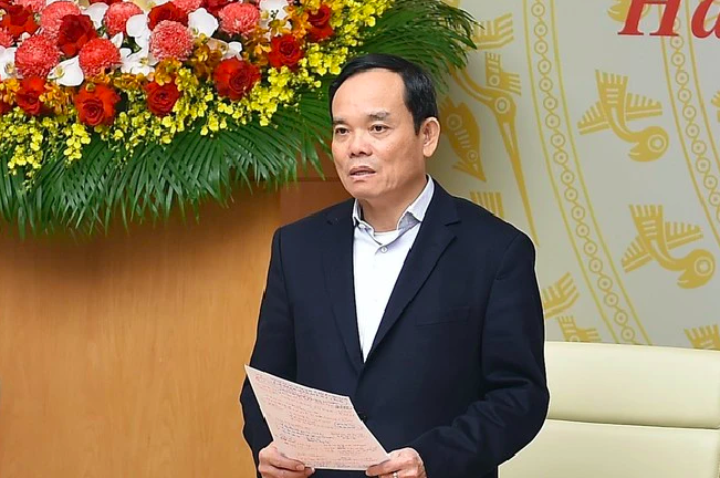 Phó Thủ tướng Trần Lưu Quang.