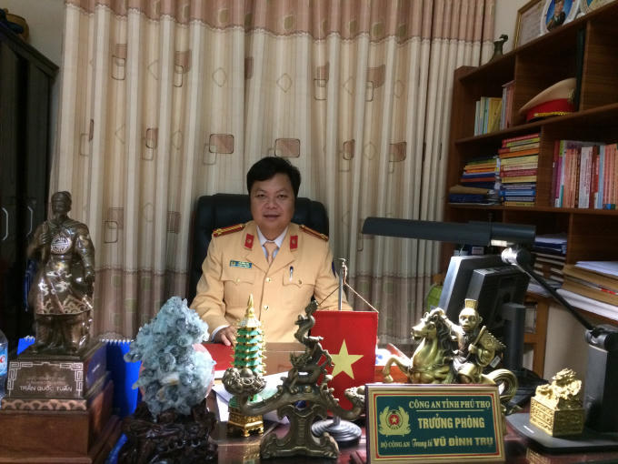 Trung tá Vũ Đình Trụ - Trường phòng cảnh sát giao thông đường bộ, đường sắt Công an tỉnh Phú Thọ.