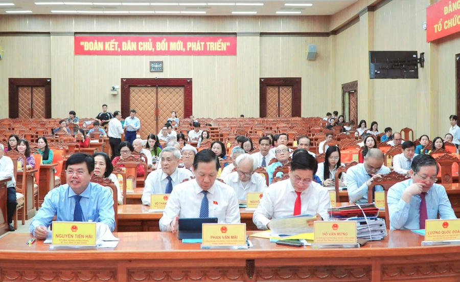 Đại biểu tham dự Hội nghị.