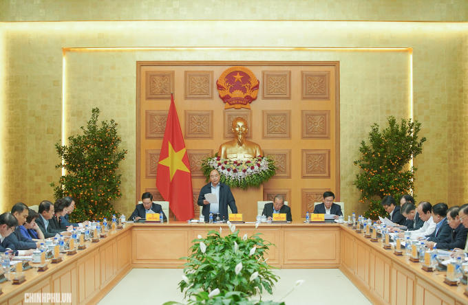 Thủ tướng Nguyễn Xuân Phúc chủ trì phiên họp.