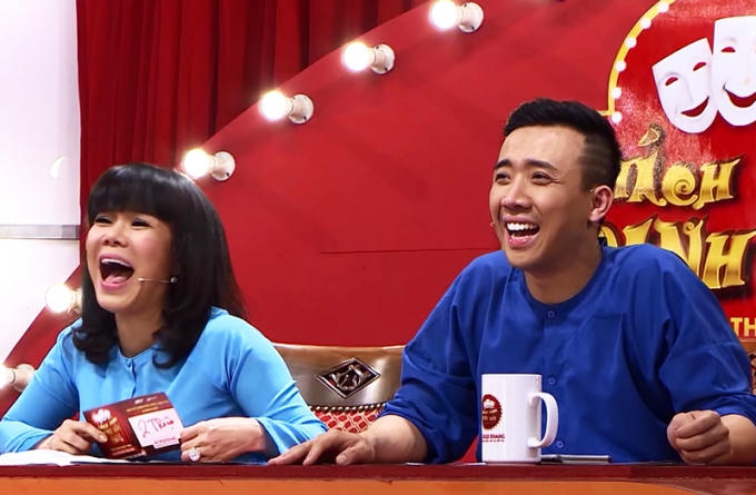 Hai danh hài và toàn thể khán giả thoả sức cười ngay cả lúc giao lưu.