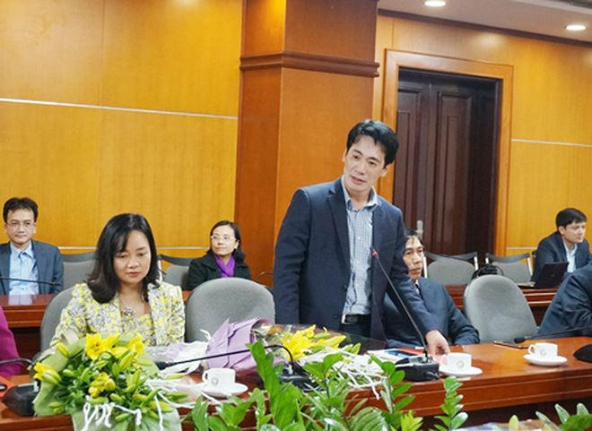 Tân Vụ trưởng Vụ Thị trường châu Âu - châu Mỹ Tạ Hoàng Linh phát biểu cảm tưởng tại Lễ công bố, trao quyết định bổ nhiệm.