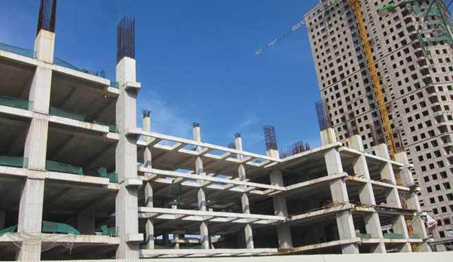 Dự án xây đến tầng 8 thì “đắp chiếu”.